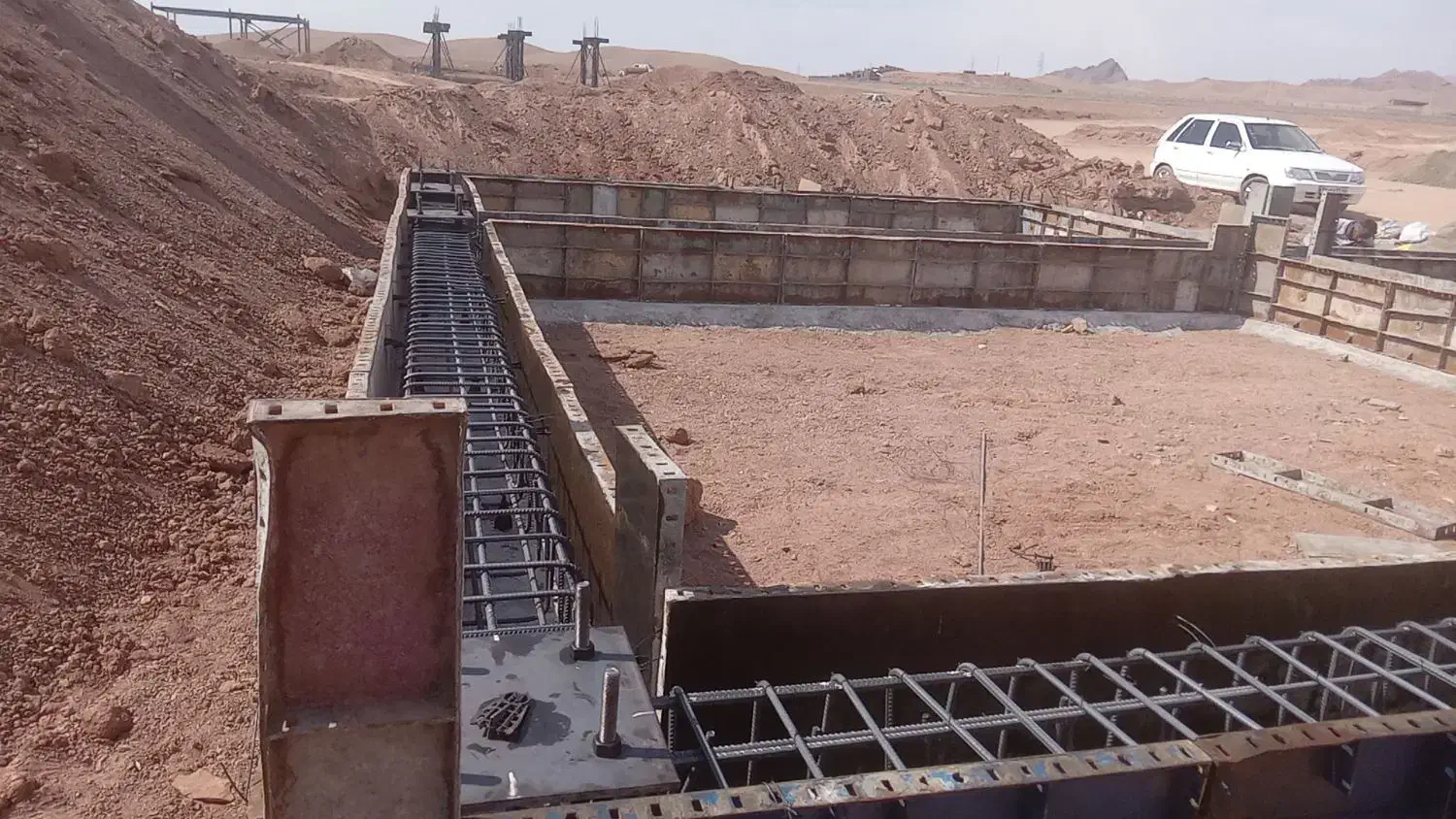 دونیرو ماهر یا ساده برا ارماتوربندی فونداسیون|استخدام معماری، عمران و ساختمانی|بیرجند, |دیوار