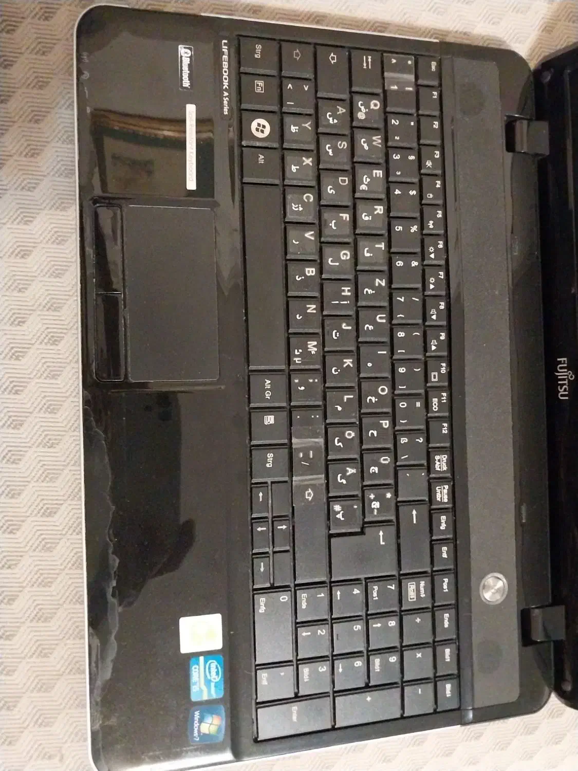 لبتاپ فوجیتسو|رایانه همراه|پردیس, فاز ۱|دیوار