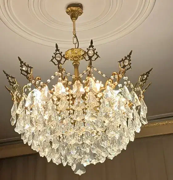 لوستر ۱۲ شاخه فروش فوری|لوستر و چراغ آویز|زنجان, |دیوار