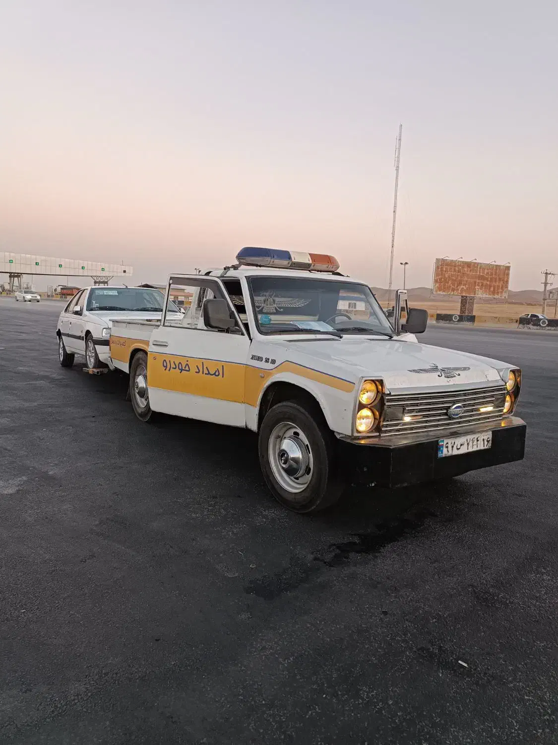 امداد خودرو،یدک کش،خودرو بر،جرثقیل،مکانیک کرمانشاه|خدمات حمل و نقل|کرمانشاه, |دیوار