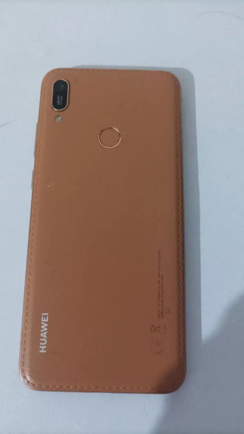 Y6.2019|موبایل|چهارباغ, |دیوار