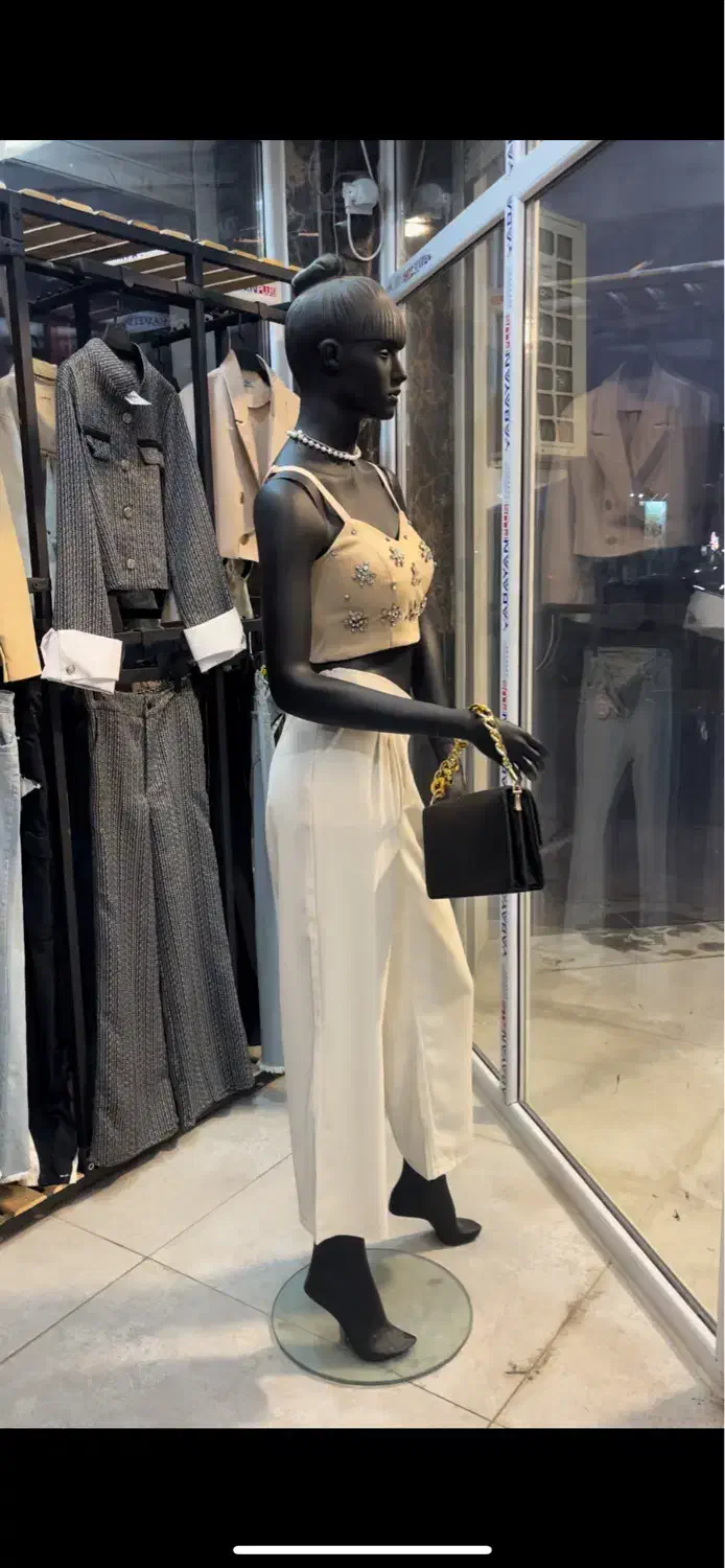 ۴ عدد مانکن زنانه|فروشگاه و مغازه|بوشهر, |دیوار