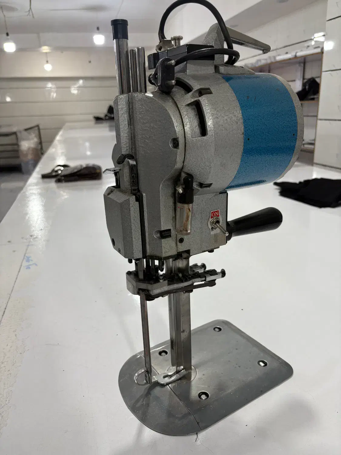 قیچی برش|لوازم خیاطی و بافتنی|ملارد, |دیوار