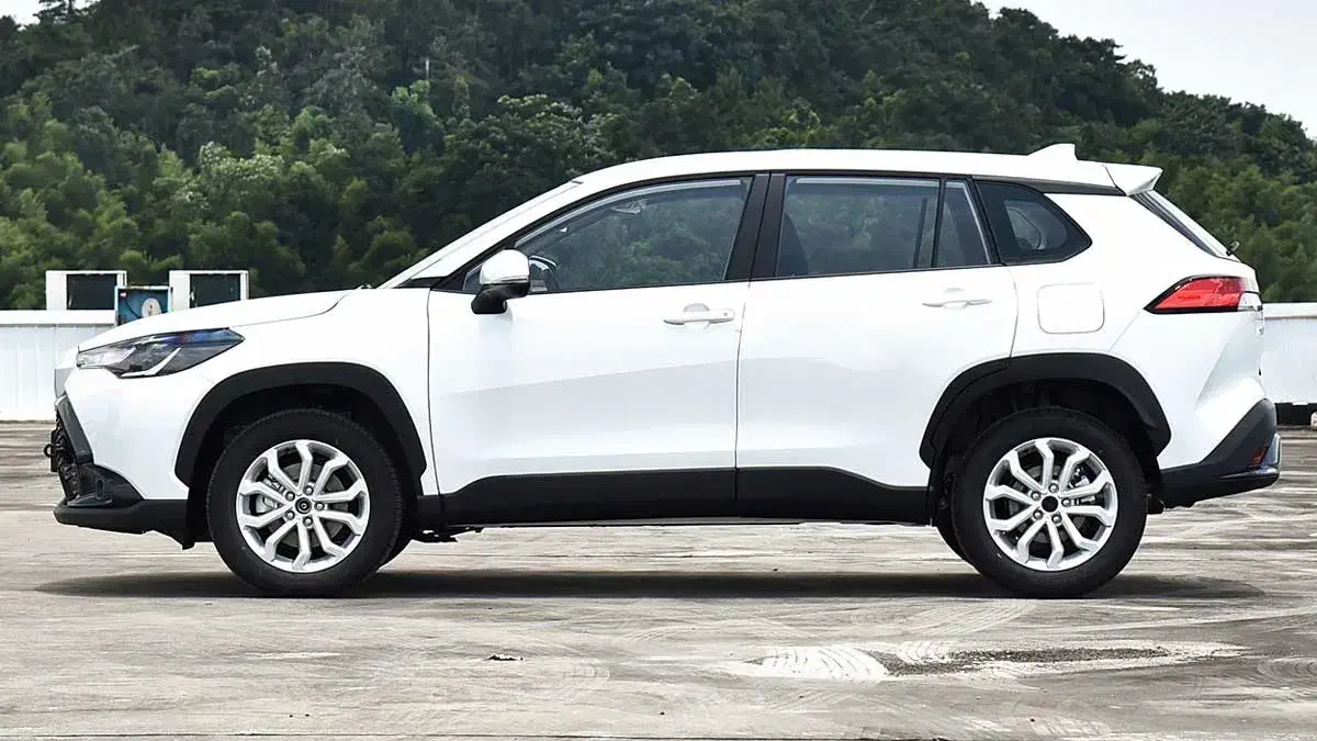 حواله تویوتا کرولا کراس فرانتلندر ۲۰۲۵|خودرو سواری و وانت|نیشابور, شهرک ولیعصر|دیوار