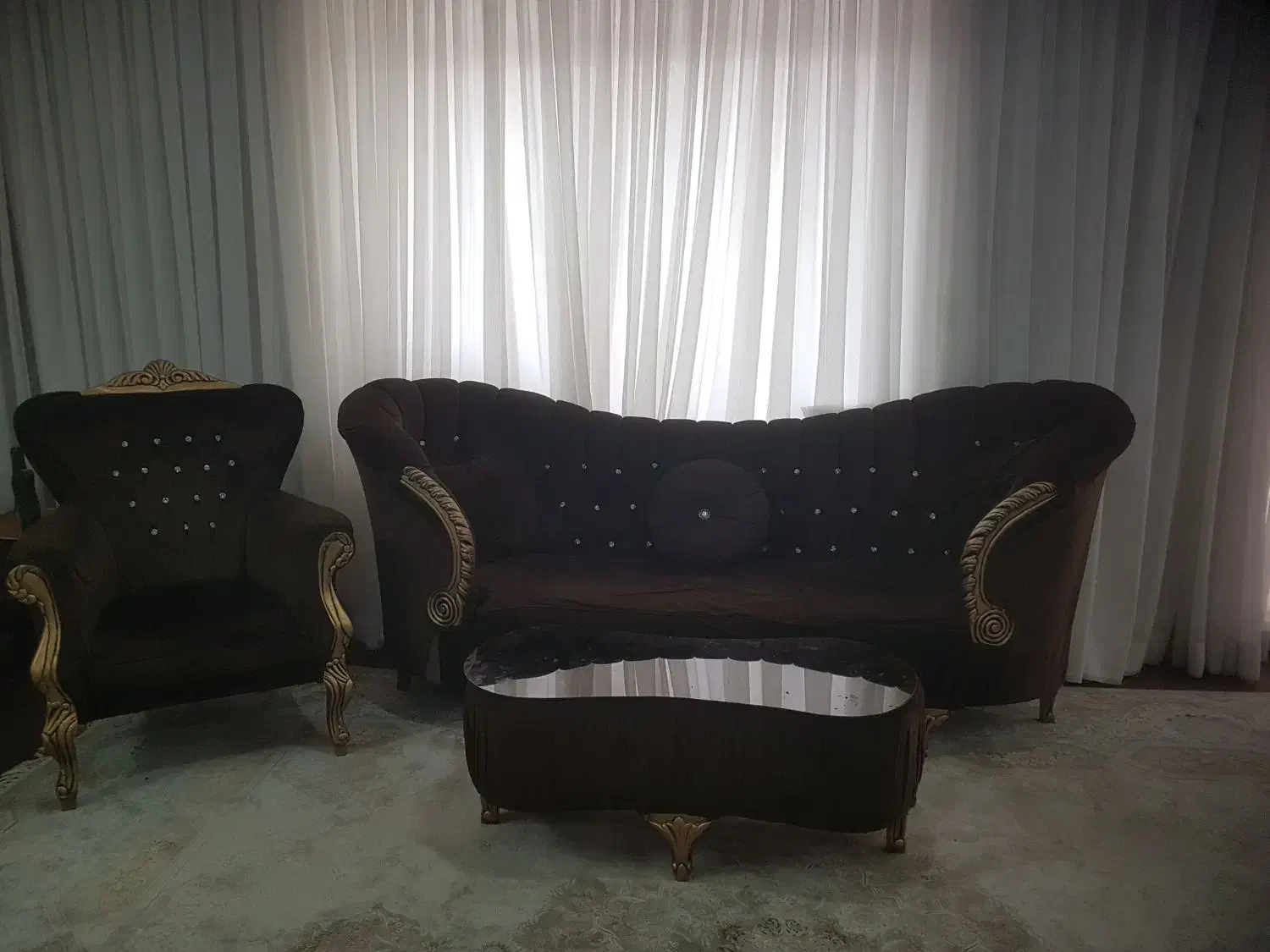 مبل راحتی|مبلمان خانگی و میز عسلی|مشهد, تربیت (صدف)|دیوار