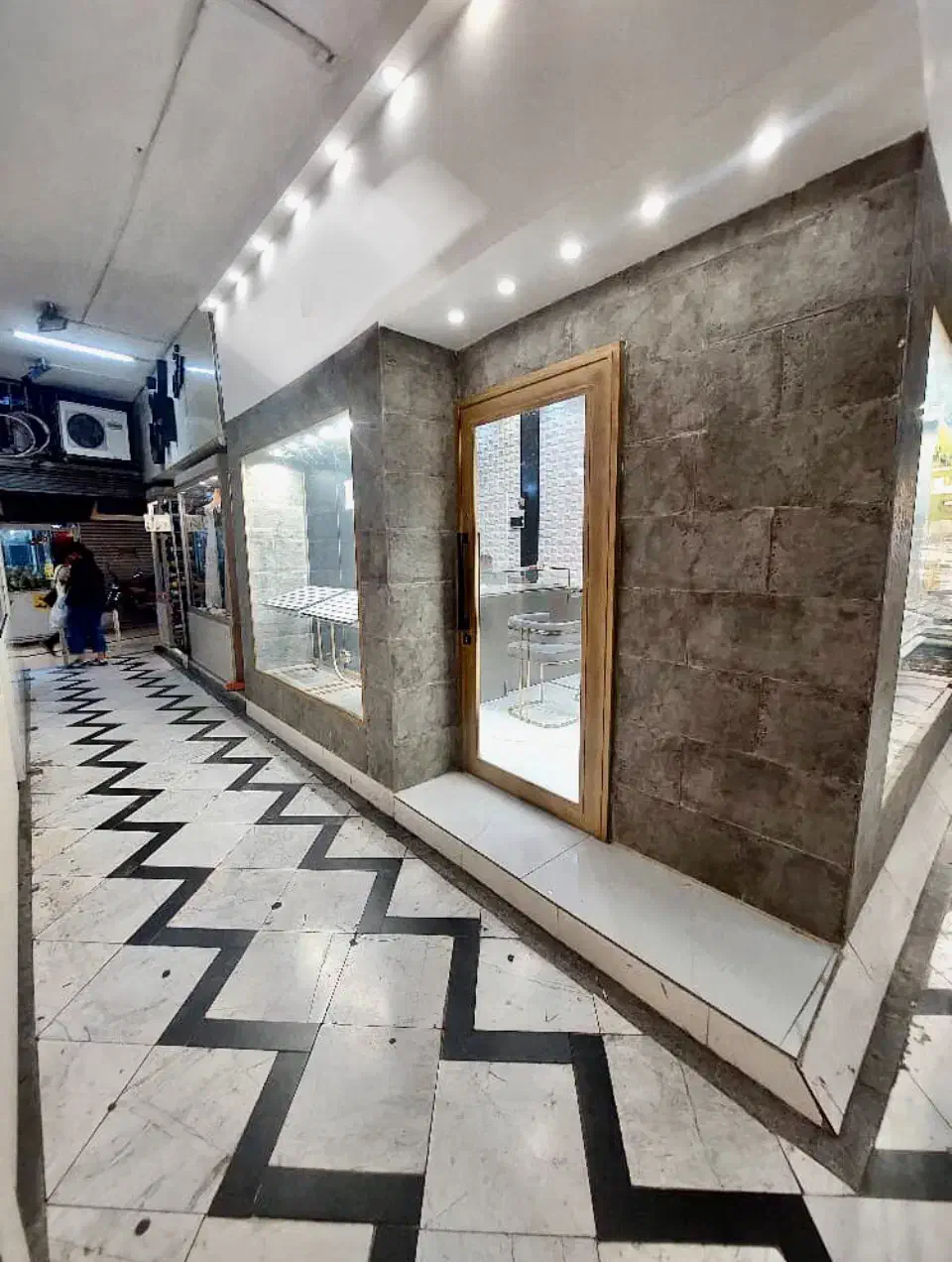 اجاره مغازه زرگری در بازار رشت|اجارهٔ مغازه و غرفه|رشت, بازار|دیوار