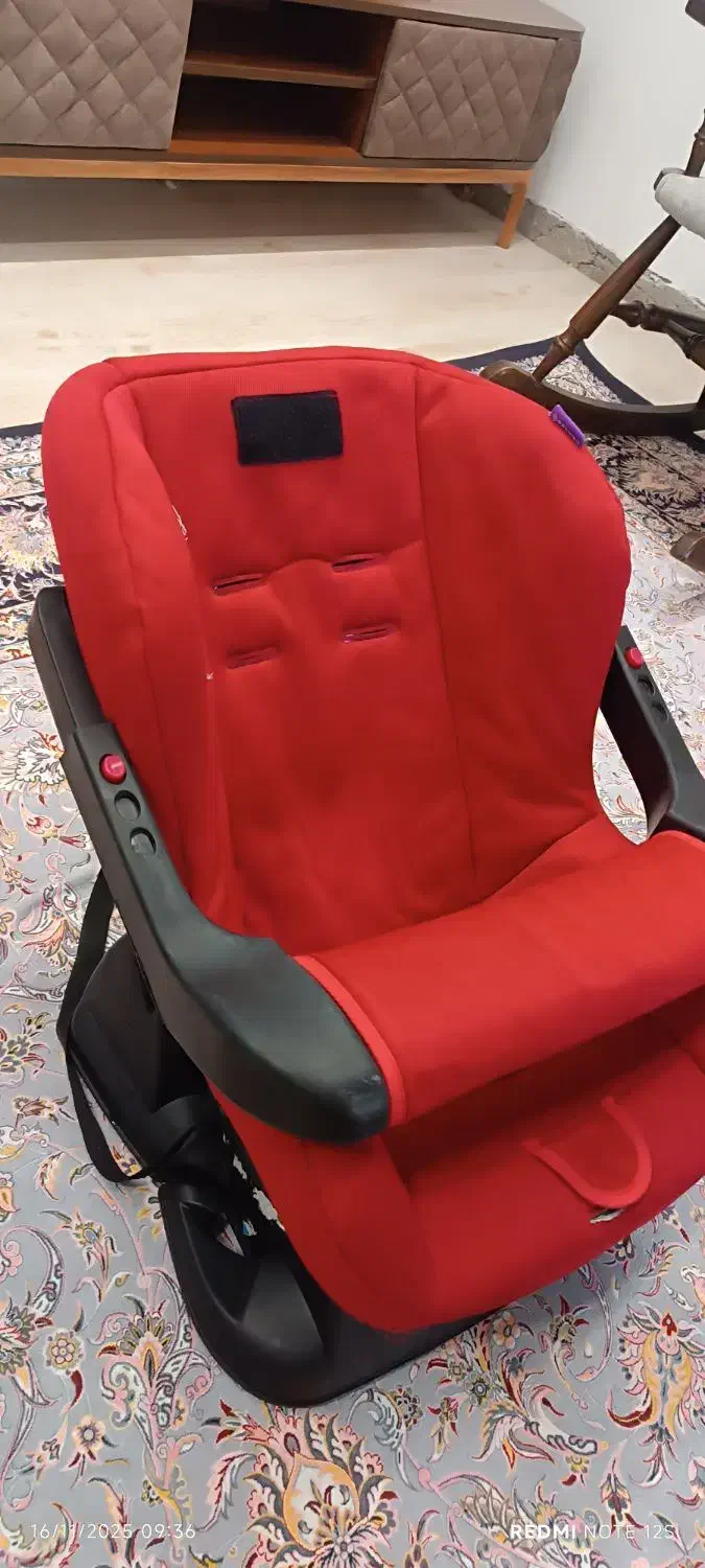 صندلی ماشین کودک|تخت و صندلی بچه|رشت, معلم|دیوار