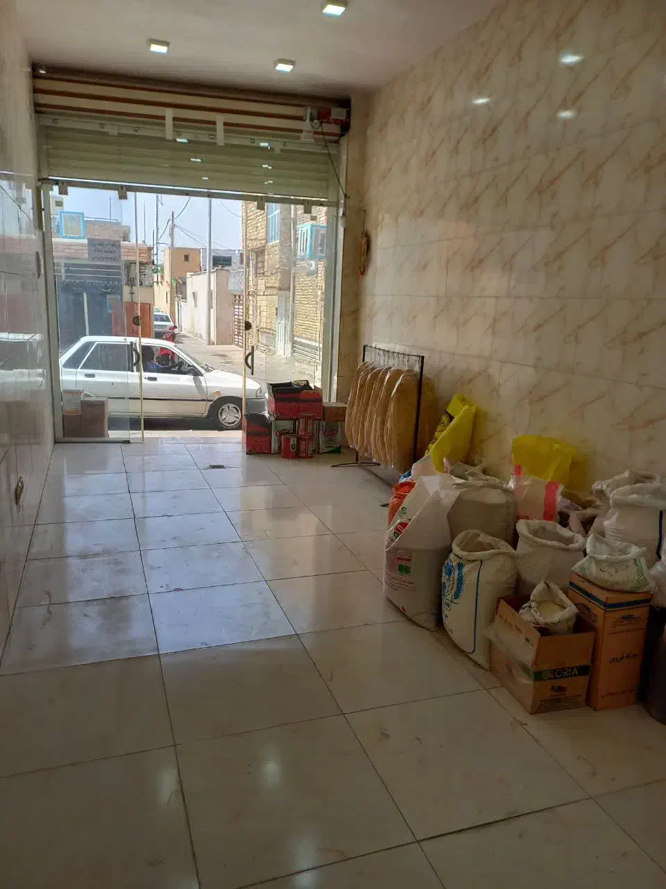 مغازه نوساز در محله پر تردد|اجارهٔ مغازه و غرفه|اصفهان, دوطفلان|دیوار