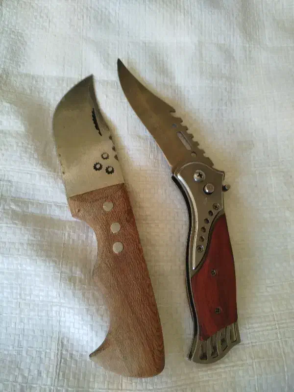 چاقو جیبی|کلکسیون اشیاء عتیقه|بروجرد, |دیوار