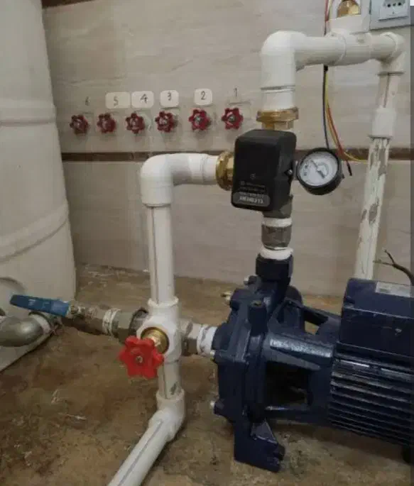 لوله کشی اب ،فاضلاب،نصب پمپ،نصب شیرالات|خدمات پیشه و مهارت|قم, چهل درخت|دیوار