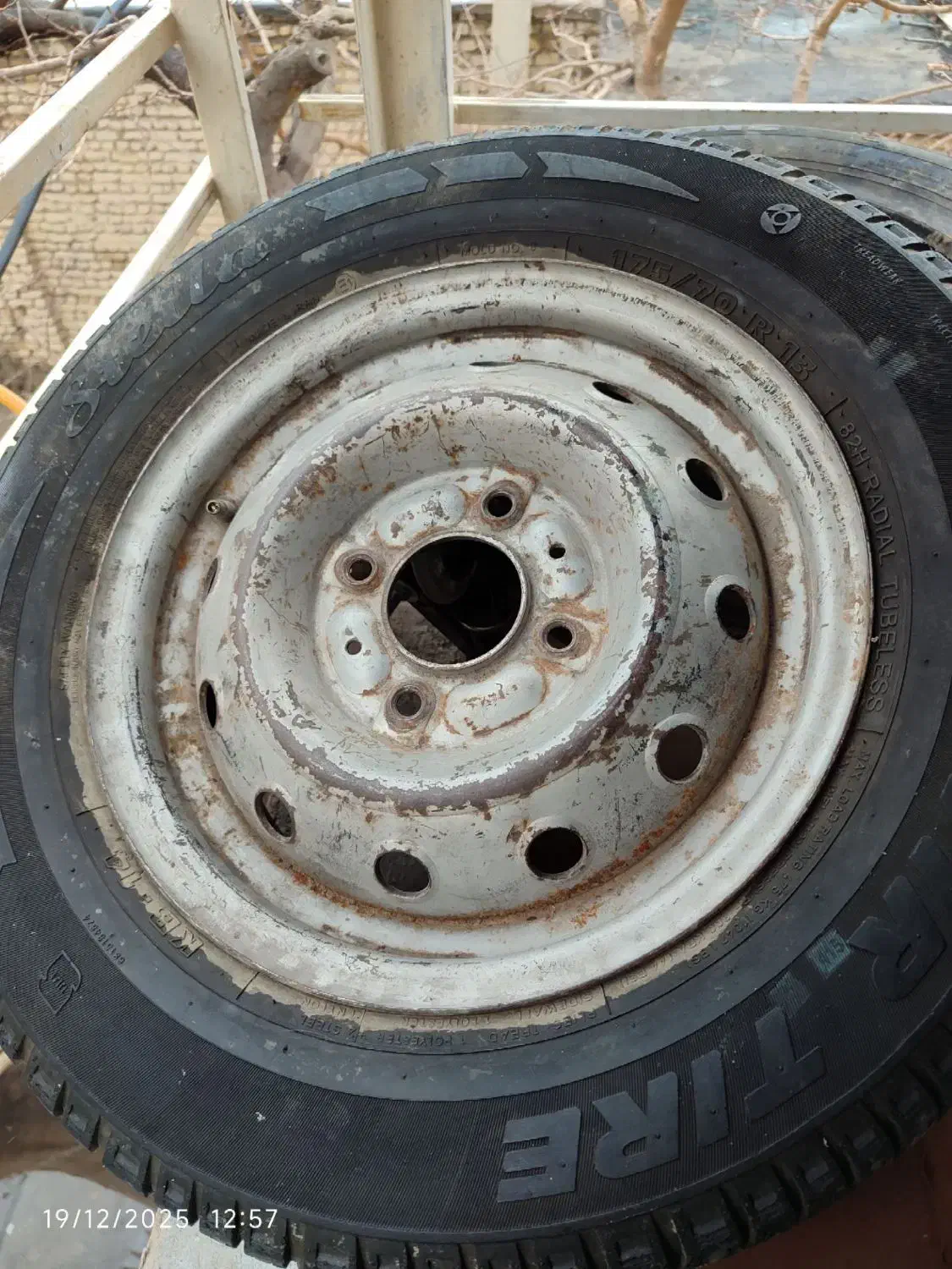 لاستیک کویر تایر و گلدستون|قطعات یدکی و لوازم جانبی|مشهد, یوسفیه (شهرک غرب)|دیوار