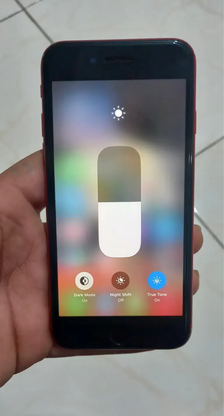 گوشی آیفون se2020|موبایل|رباط‌کریم, رباط‌کریم|دیوار