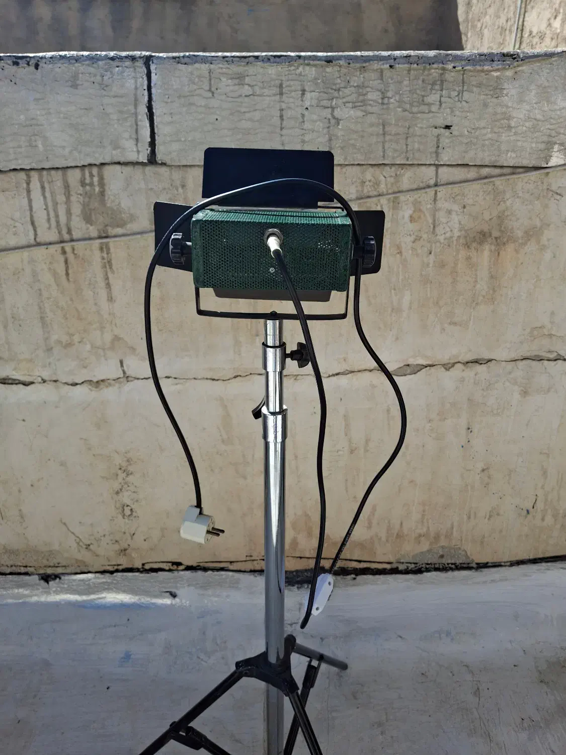 پروژکتور کاسه ای|لامپ و چراغ|بیجار, |دیوار