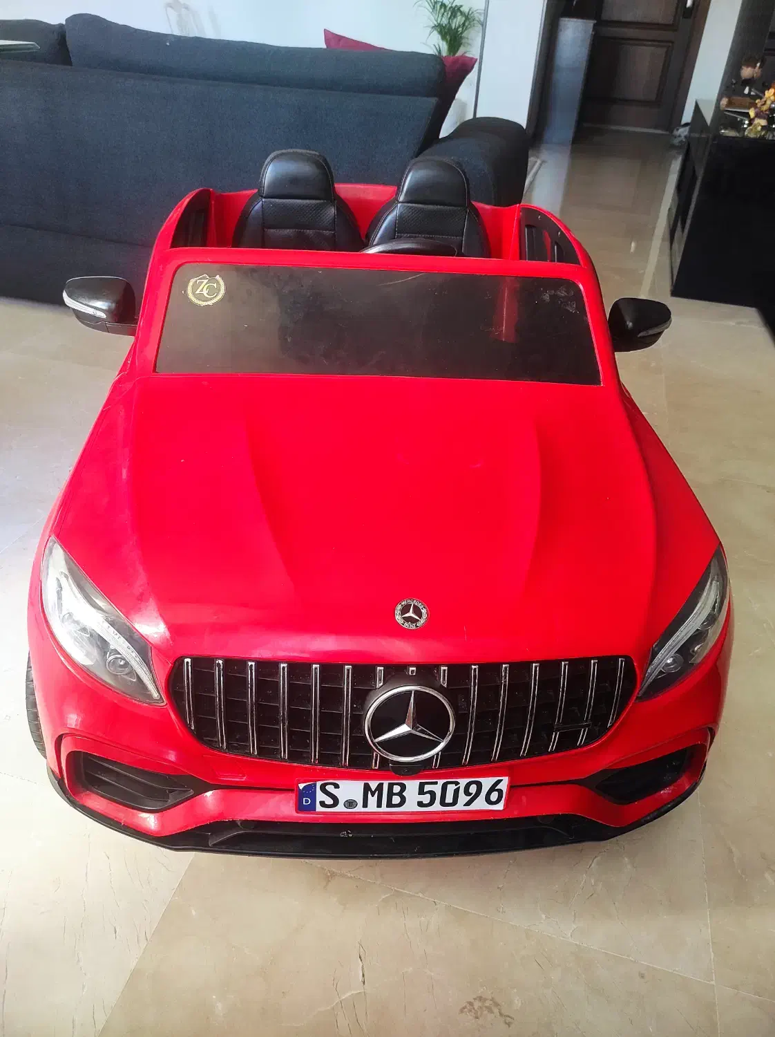 ماشین شارژی چهار موتوره سایز بزرگ|اسباب‌بازی بچه|تهران, قلهک|دیوار