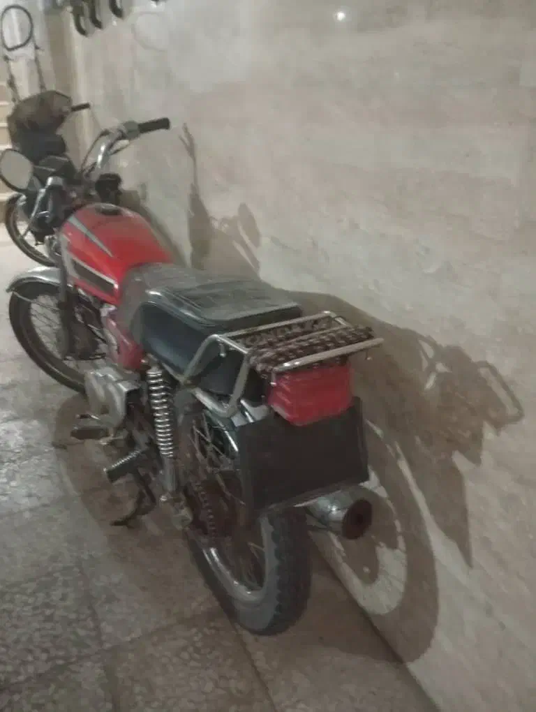 موتور هندا ۱۲۵ مدل ۹۴ کم کارکرد|موتورسیکلت|ری, دولتآباد|دیوار