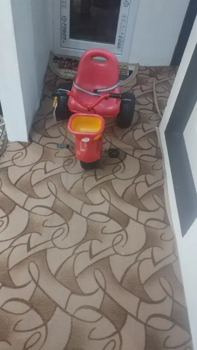 سه چرخه همه چی داره دسته هم داره توعکس هم مشخصه|دوچرخه، اسکیت، اسکوتر|زنجان, |دیوار