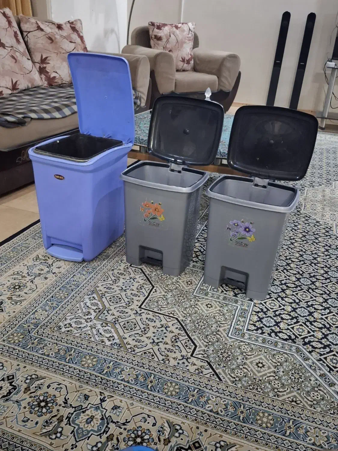 سه عدد سطل زباله پدالی|لوازم نظافت|اهواز, کوروش|دیوار