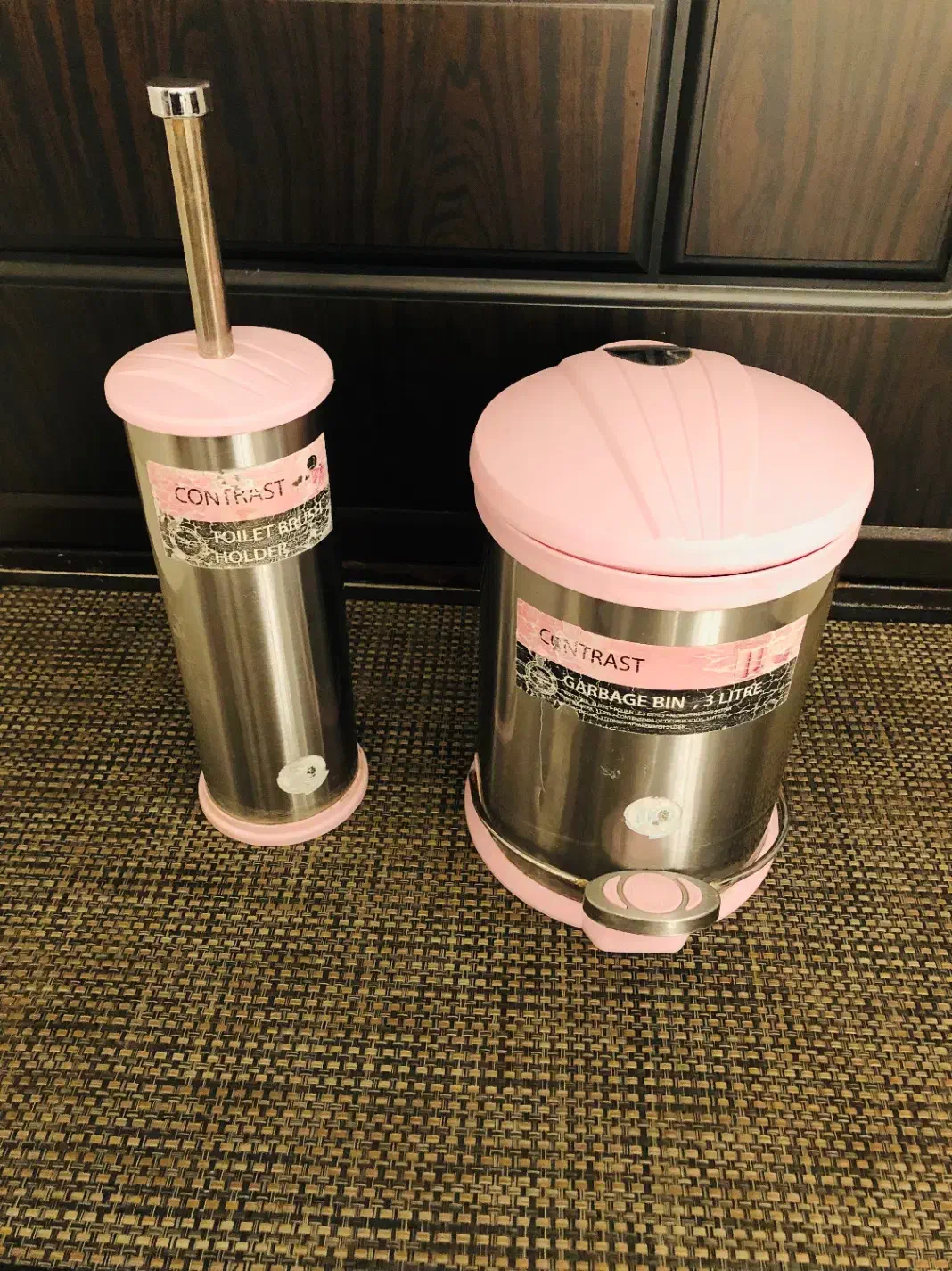 سطل و فرچه خارجی و کاملا سالم سرویس بهداشتی  ۳۵۰|لوازم سرویس بهداشتی|لاهیجان, گلستان|دیوار