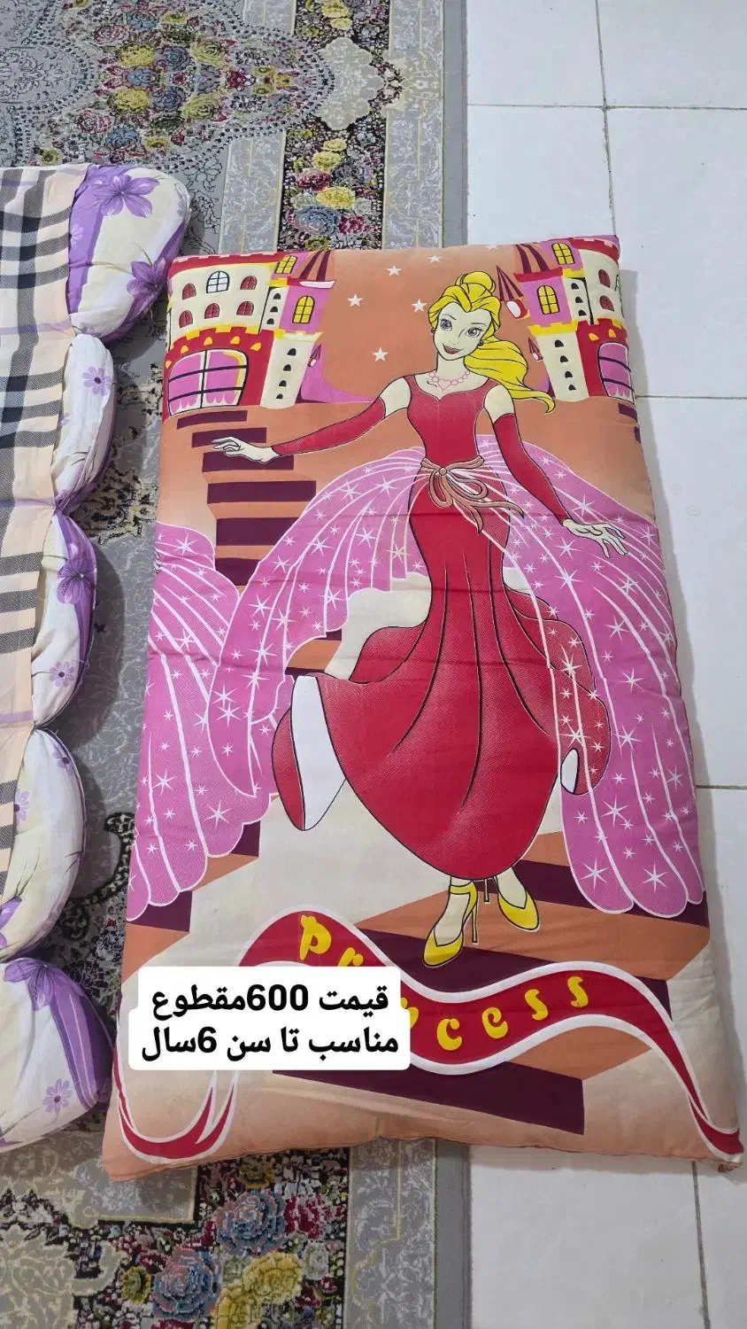 تشک دونفره و کودک|رختخواب، بالش، پتو|شیراز, شهرک مدرس|دیوار