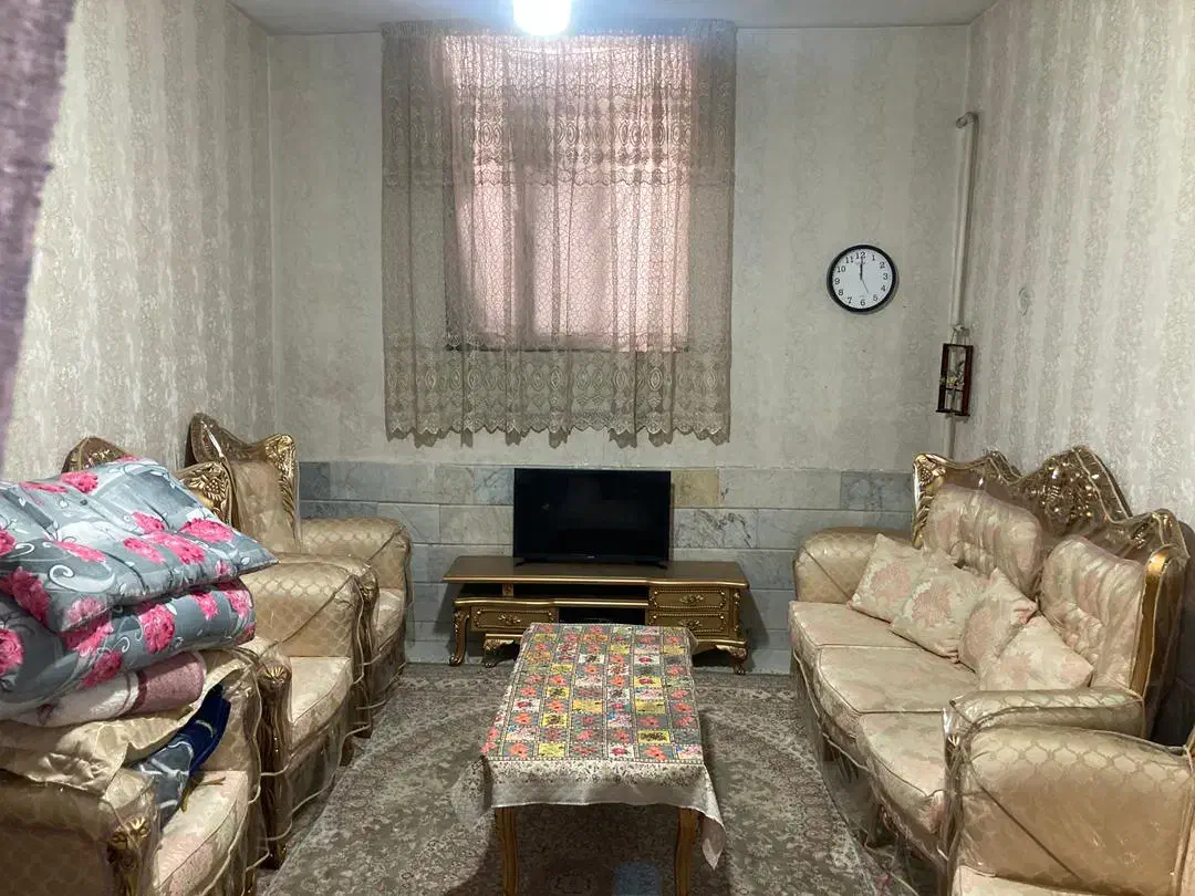 اجاره خانه دربستی دو و نیم طبقه|اجارهٔ خانه و ویلا|تهران, شهرک ولیعصر جنوبی|دیوار