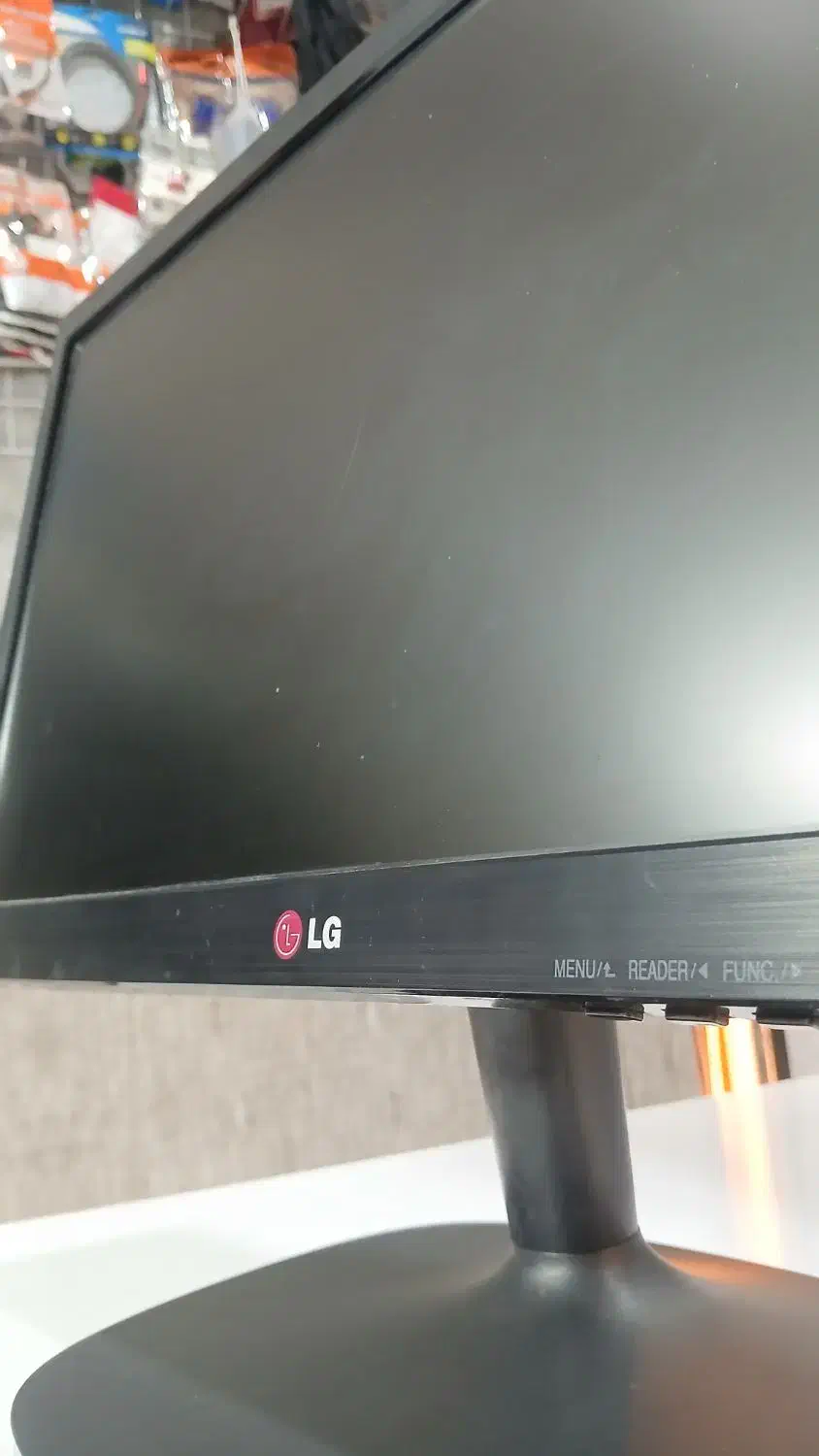 ال ای دی الجی در حد نو|قطعات و لوازم جانبی رایانه|شیراز, تندگویان|دیوار