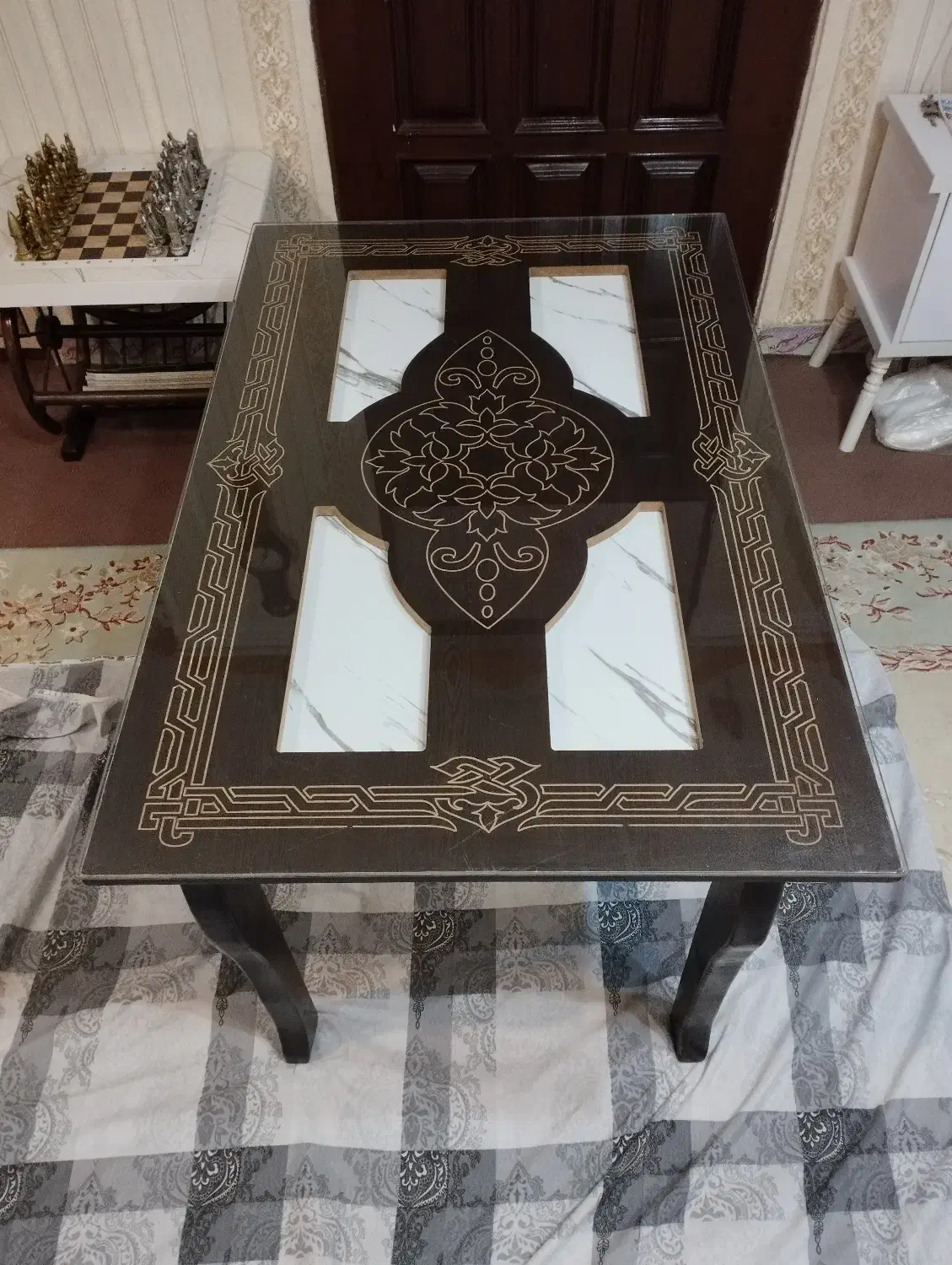 میز نهارخوری|میز و صندلی غذاخوری|بندر انزلی, لاله|دیوار