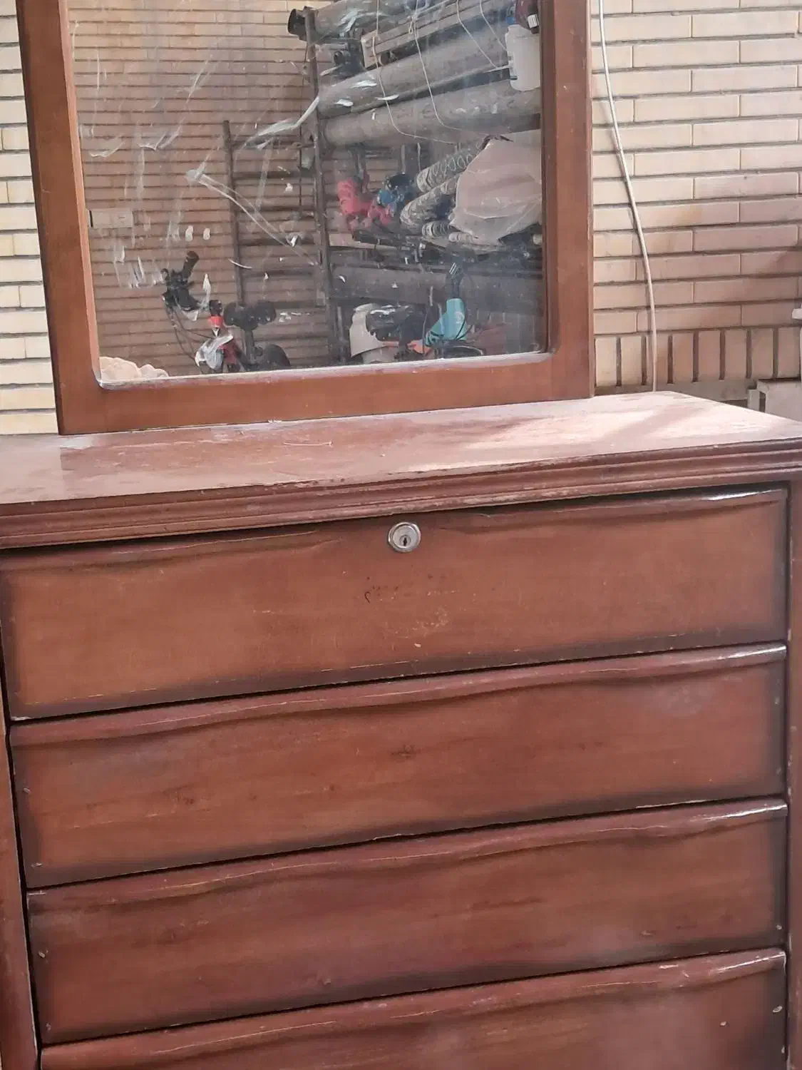 لوستر و دراور و ۲ لنگه کمد|لوستر و چراغ آویز|کاشان, فاز ۲ ناجی آباد|دیوار