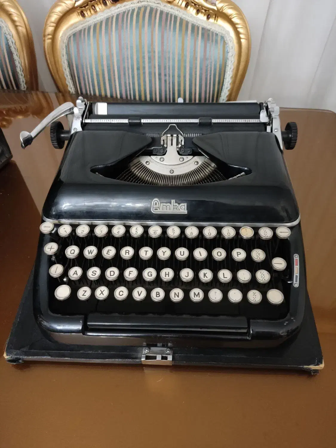 ماشین تحریر آلمانی AMRA|کلکسیون اشیاء عتیقه|تهران, علم و صنعت|دیوار