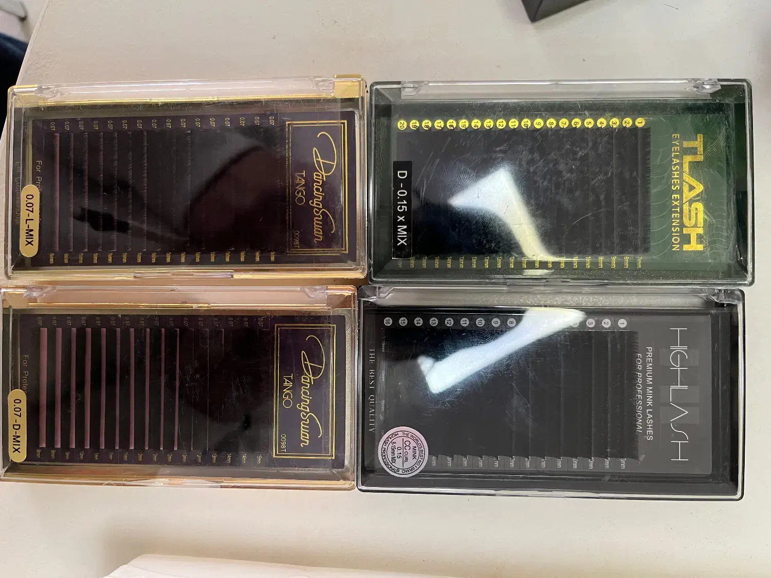 وسایل کاشت مژه|آرایشگاه و سالنهای زیبایی|بهشهر, |دیوار