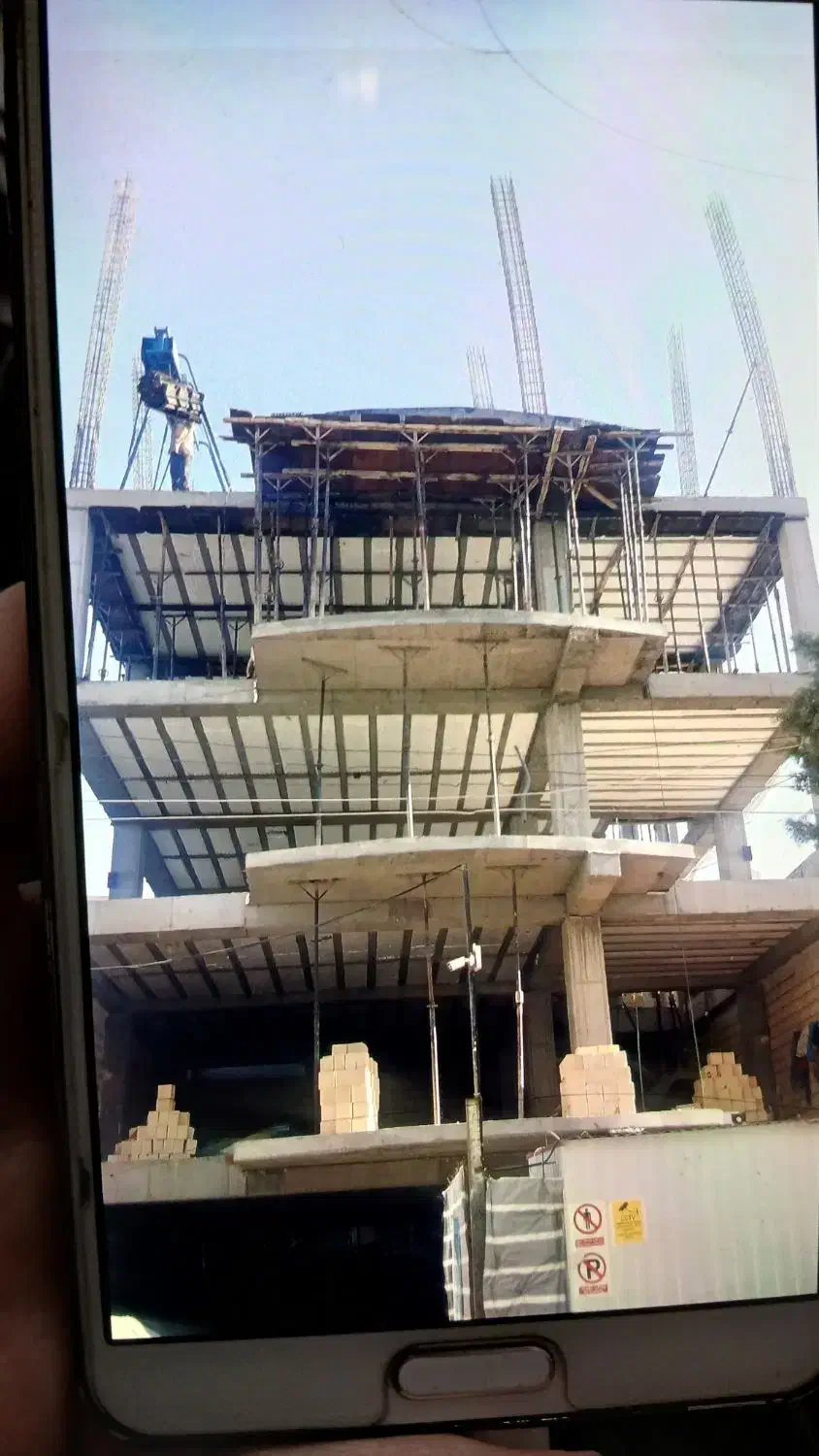 نیازمندکارگرآرماتوربندی و قالب بندی|استخدام معماری، عمران و ساختمانی|کرمانشاه, |دیوار