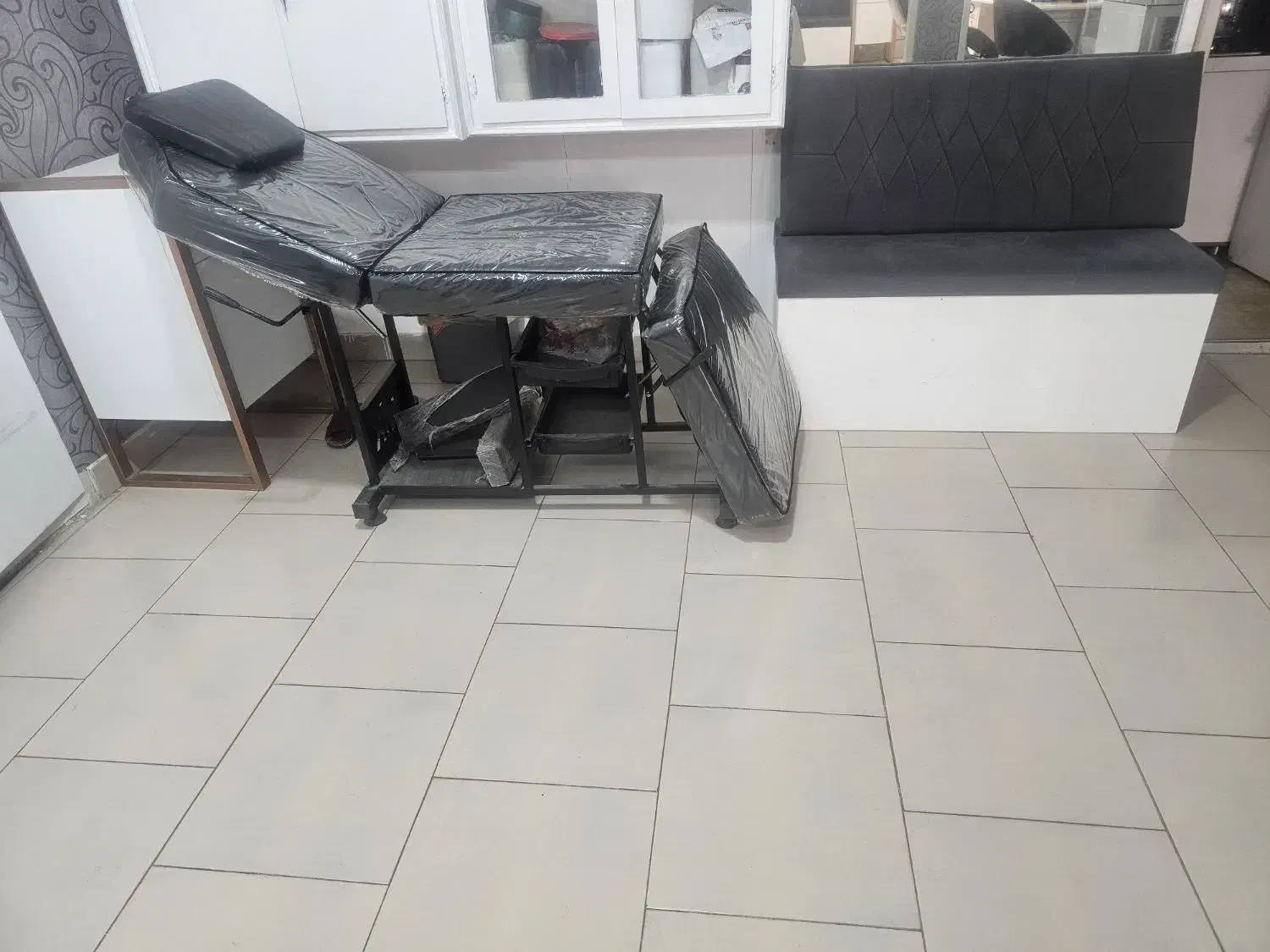 فروش وسایل سالن آرایشی|آرایشگاه و سالن‌های زیبایی|قزوین, |دیوار