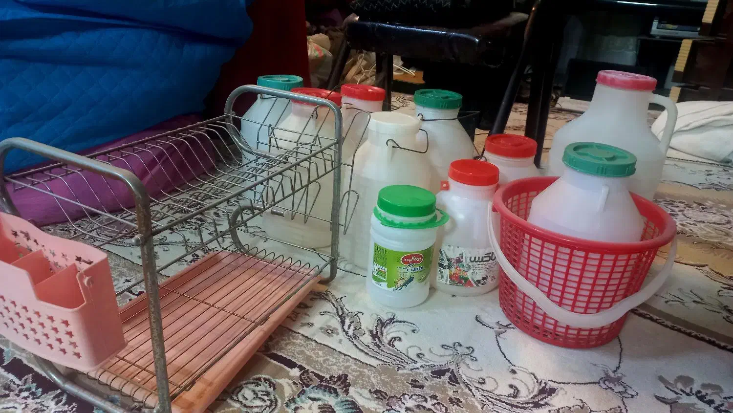 بانکه و آبچکان|آبچکان و نظمدهنده ظروف|نیشابور, شهرک اندیشه|دیوار