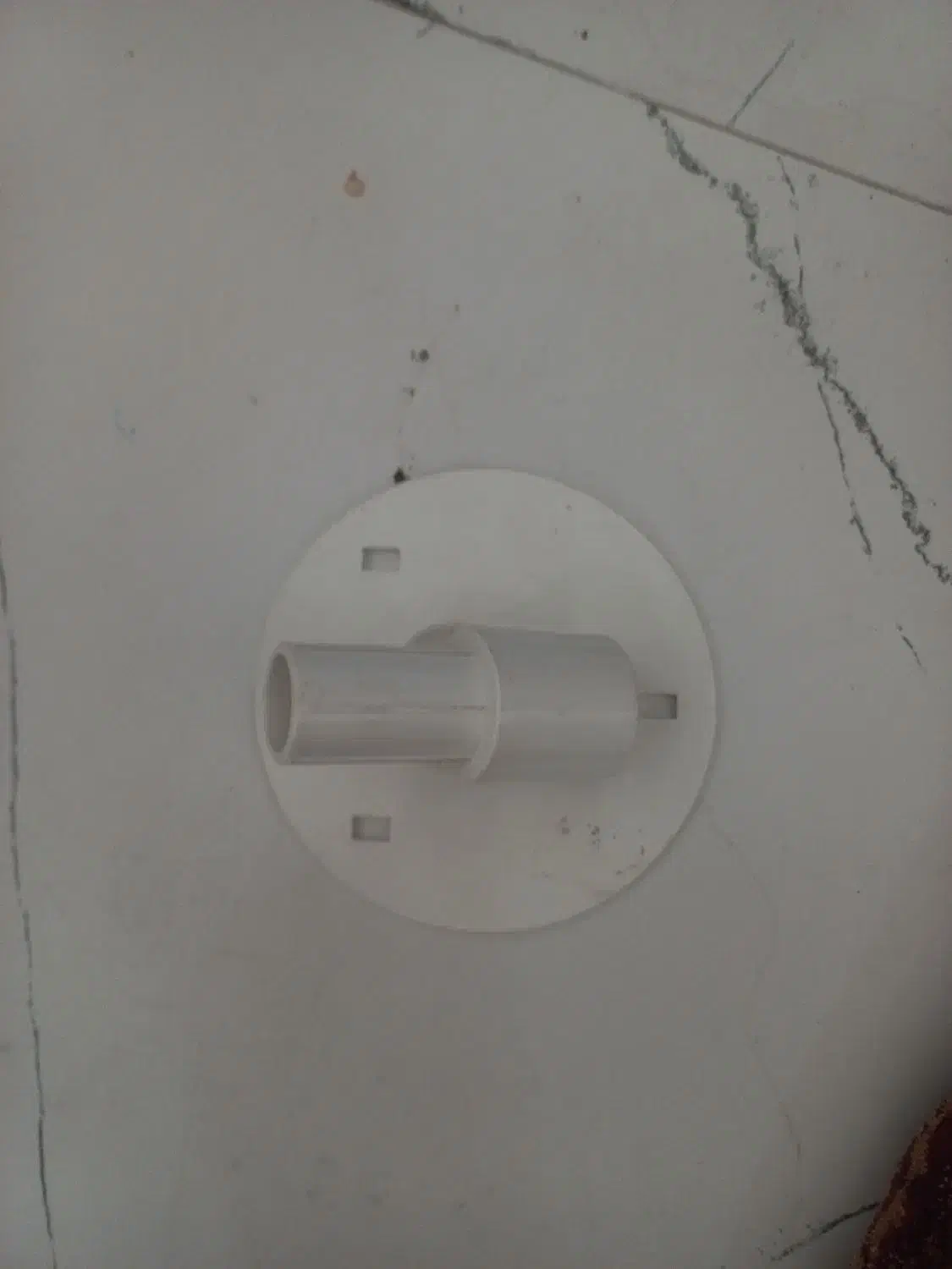 پنکه|پنکه و تصفیهکنندهٔ هوا|کلاله, |دیوار