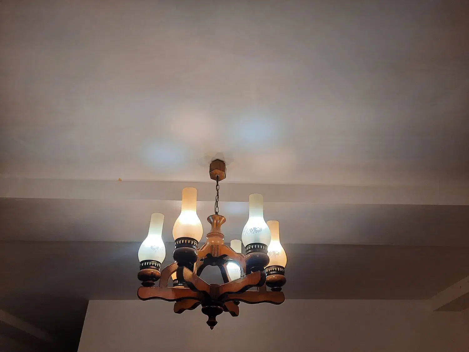 لوستر|لوستر و چراغ آویز|اردبیل, |دیوار