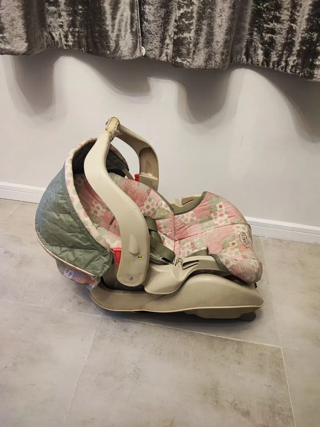 کریر کودک برند آمریکایی گراکو|کالسکه و لوازم جانبی|رودهن, |دیوار