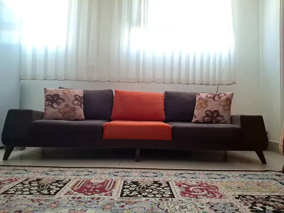 مبل راحتی۷نفره|مبلمان خانگی و میز عسلی|اصفهان, باغ دریاچه|دیوار