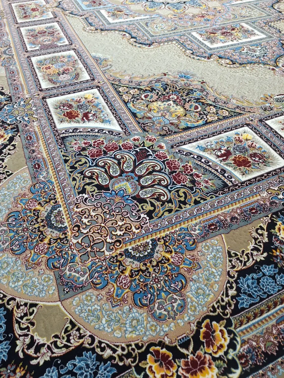 4تخته 9متری 1200شانه آکبندتراکم 3600|فرش|شیراز, شاه قلی بیگی|دیوار