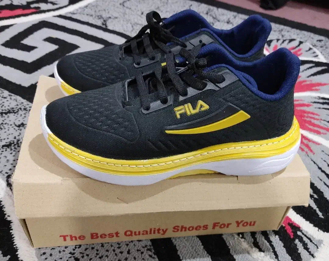 کفش ورزشی فیلا مشکی و زرد|کیف، کفش، کمربند|قیدار, |دیوار