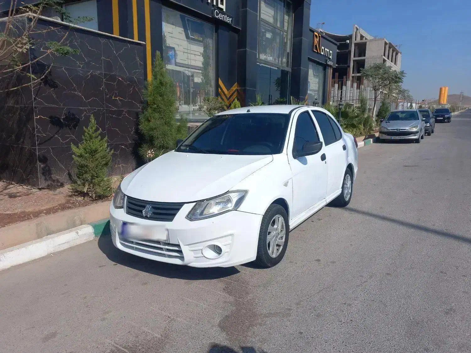 ساینا سفید مدل ۹۷|خودرو سواری و وانت|پرند, فاز ۶|دیوار