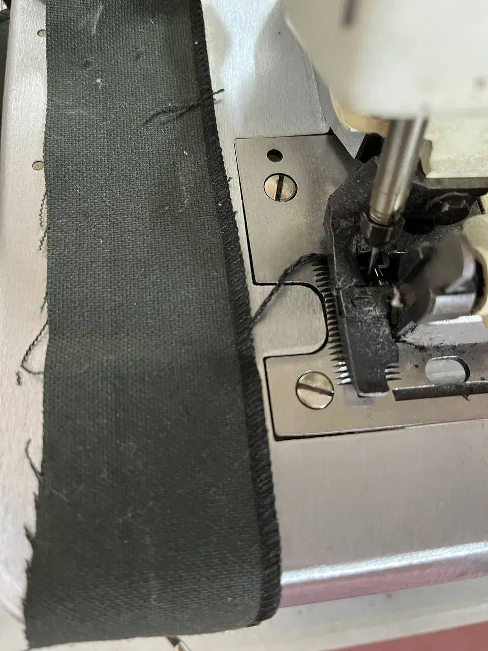 سردوز سنجاقک|چرخ خیاطی و ریسندگی|خمینی‌شهر, |دیوار