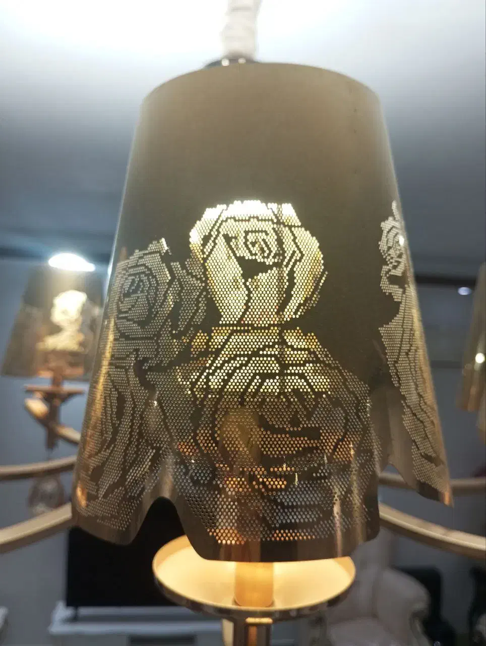 لوستر ۸شاخه شیک دوعدد|لوستر و چراغ آویز|رشت, یخسازی|دیوار