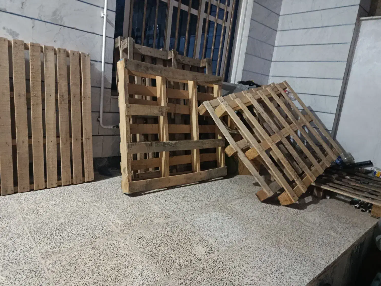 پالت چوبی|ابزارآلات|نهاوند, |دیوار