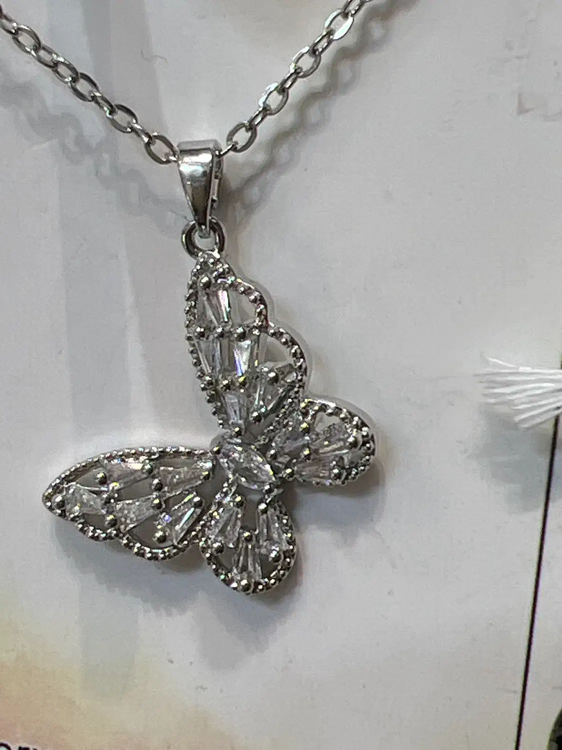 گردنبند پروانه نگینی|بدلیجات|خمینی‌شهر, |دیوار