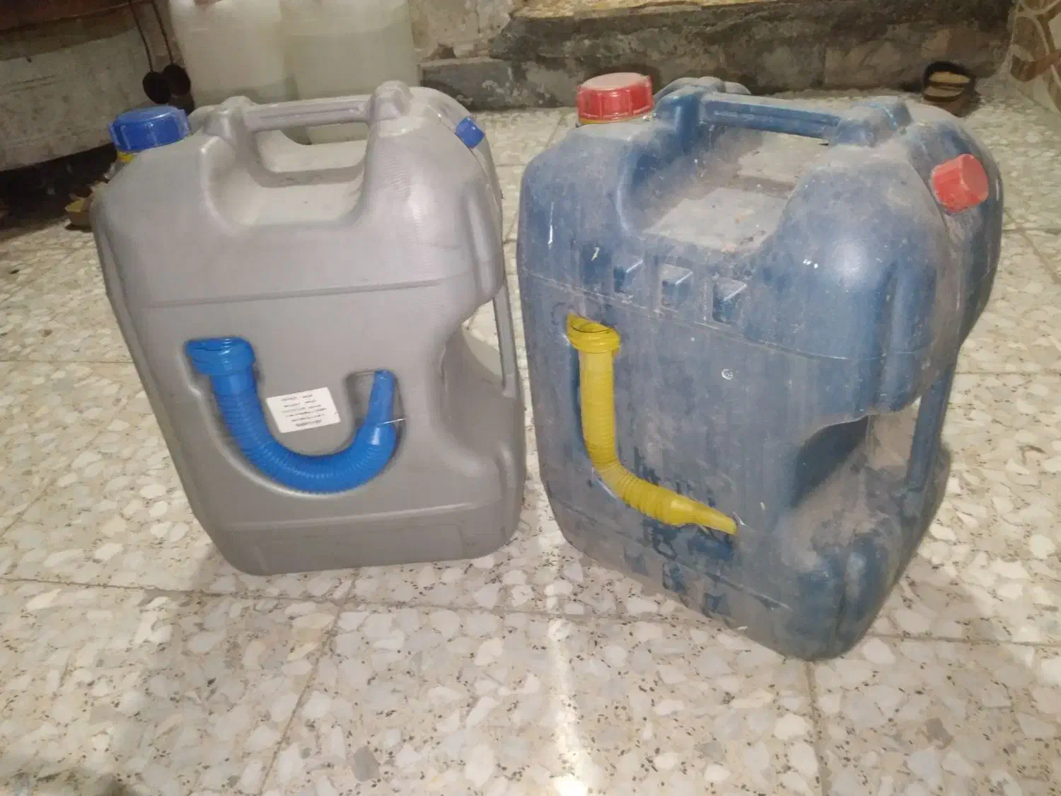 بشکه ادبلو تعداد|ظروف نگهدارنده، پلاستیکی، یک‌بارمصرف|اهواز, کمپلو شمالی|دیوار