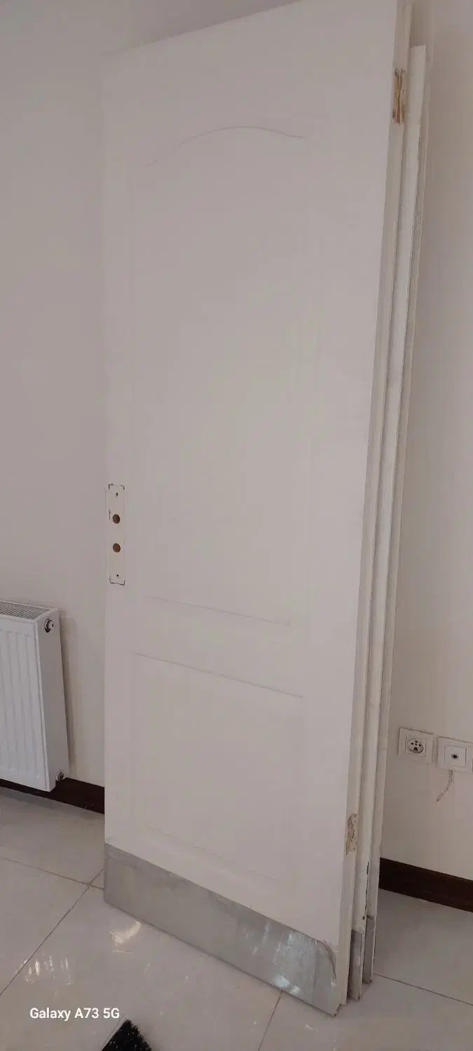 ۲تا در حمام و ۱ دونه در سرویس بهداشتی سالم|مصالح و تجهیزات ساختمان|مشکین‌دشت, |دیوار