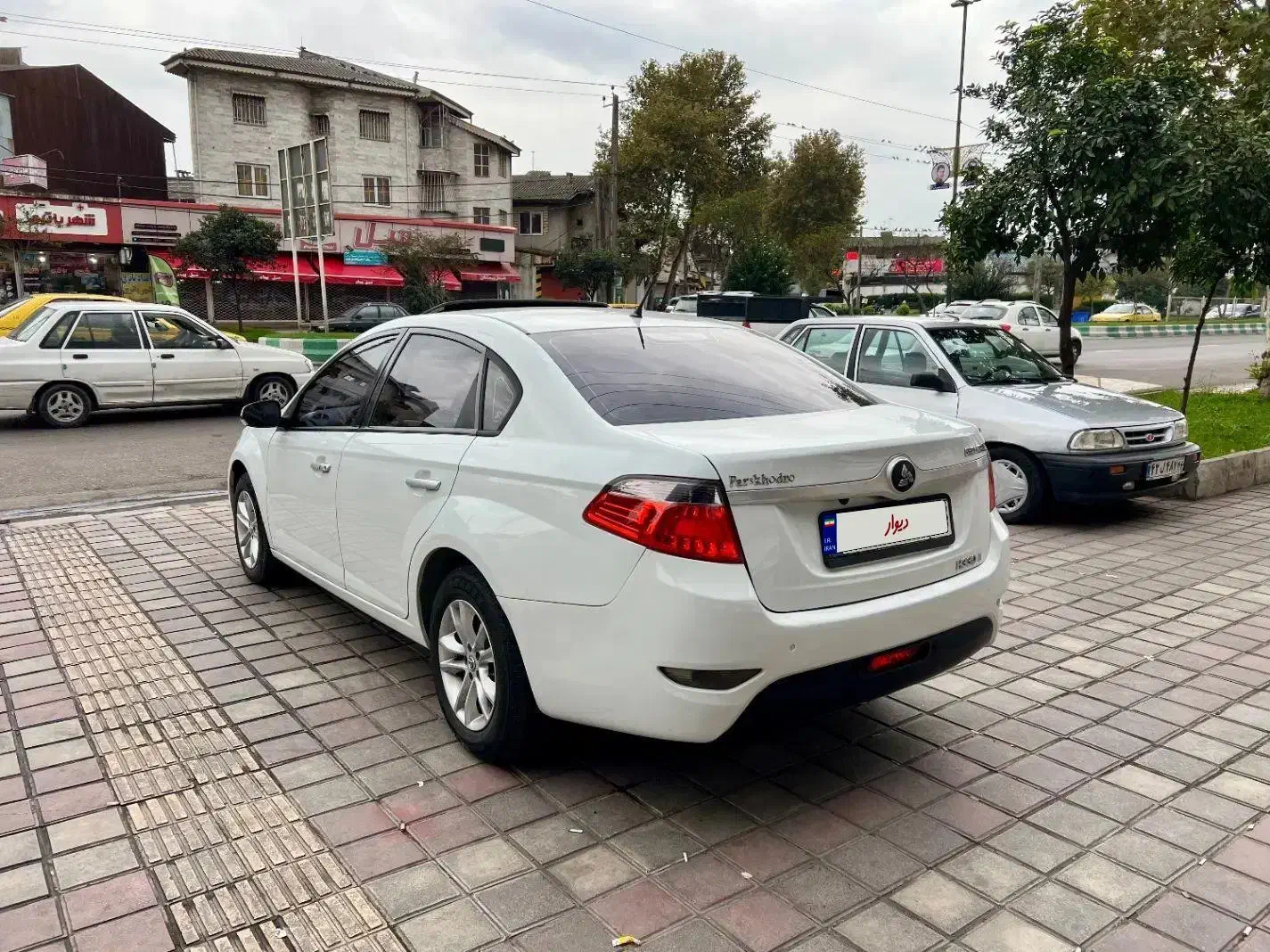 برلیانس ۳۳۰|خودرو سواری و وانت|رشت, استقامت ۱|دیوار