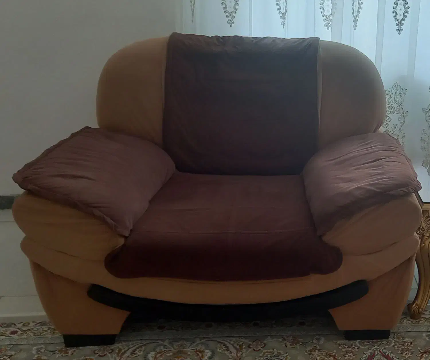 مبل ۷نفره قیمت مناسب|مبلمان خانگی و میز عسلی|پارس‌آباد, |دیوار