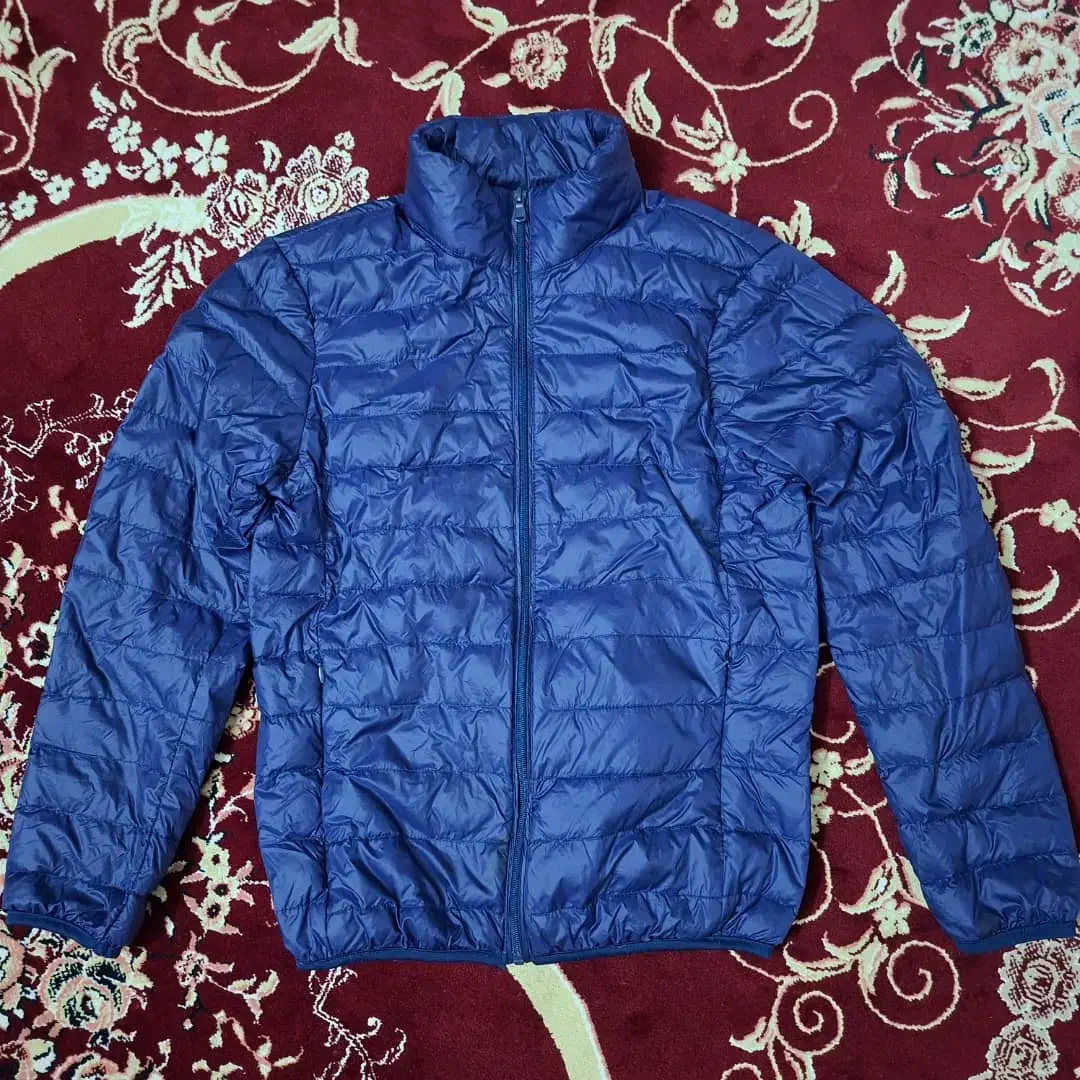 کاپشن|لباس|قم, دروازه کاشان|دیوار