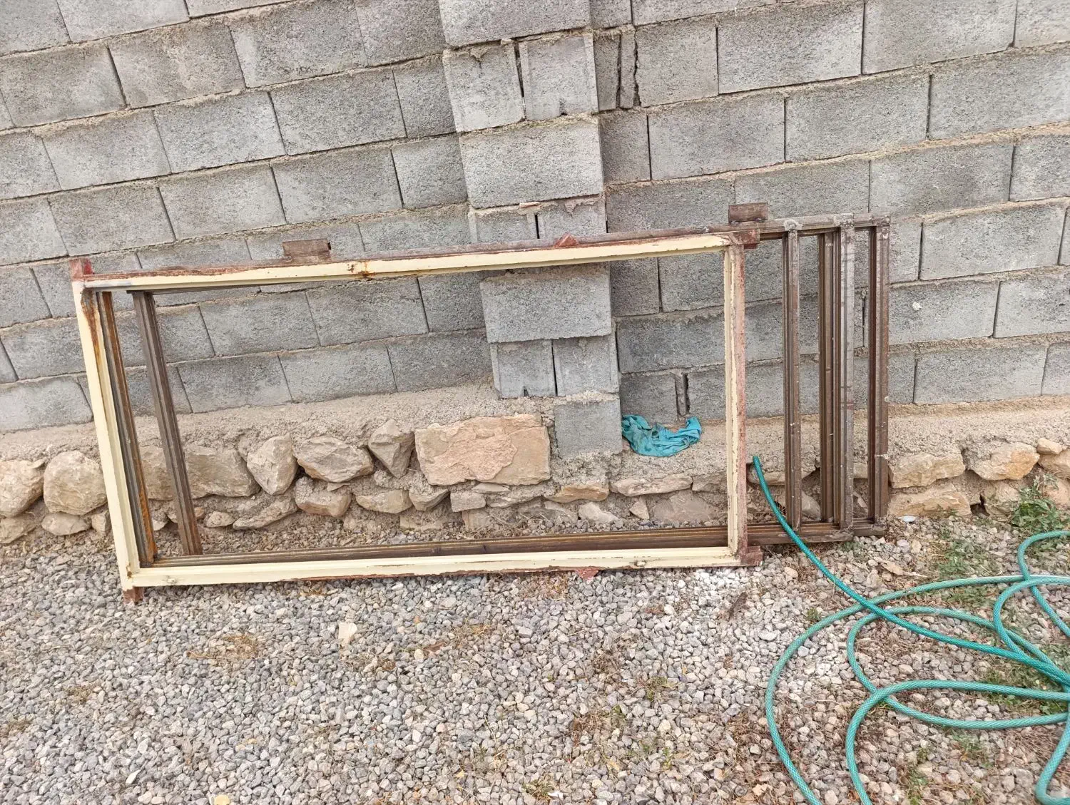 دوتا چهارچوب در سالم با لوازم بدنسازی|تجهیزات ورزشی|خانمیرزا, |دیوار