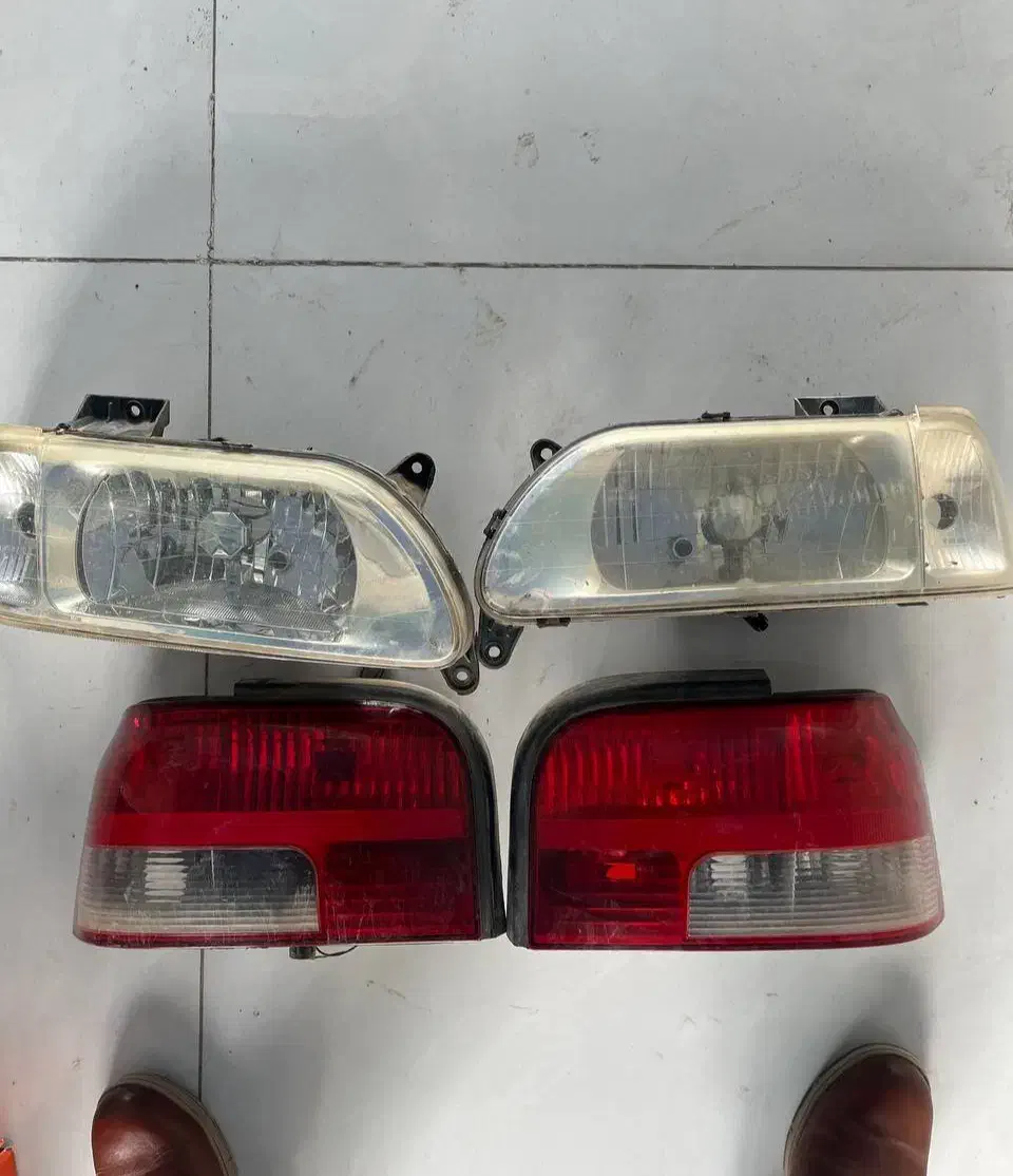 چراغ خطر عقب و چراغ جلو و وسایلی دیگر ۱۳۱|قطعات یدکی و لوازم جانبی|گنبد کاووس, |دیوار